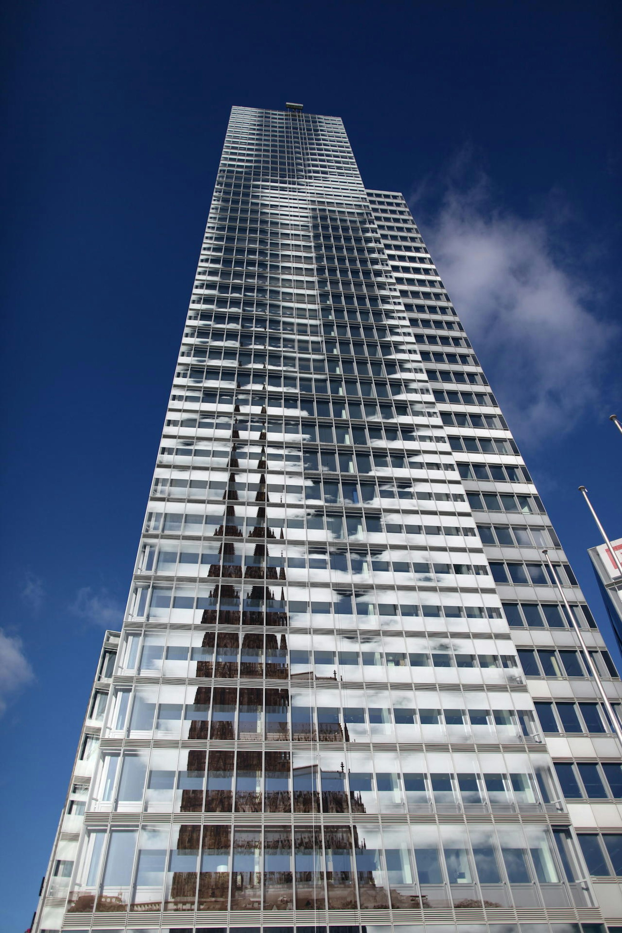 nab180606_Koelnturm_Mediapark_01