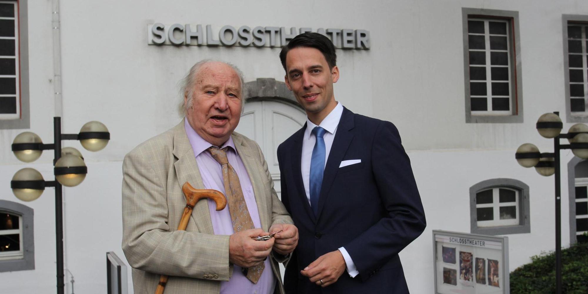 Walter Ullrich Links