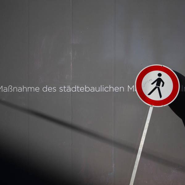 20201104_tb_Schild_Licht_Schatten_001