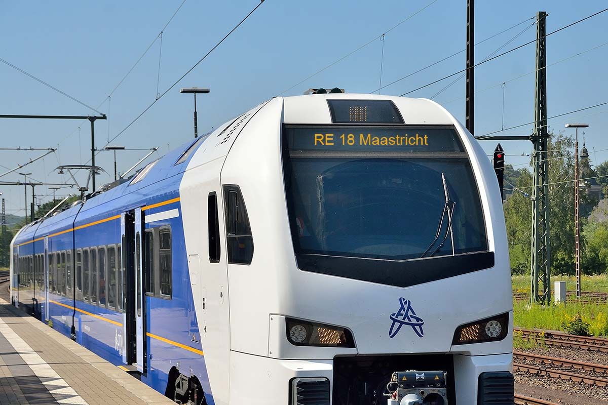 re18