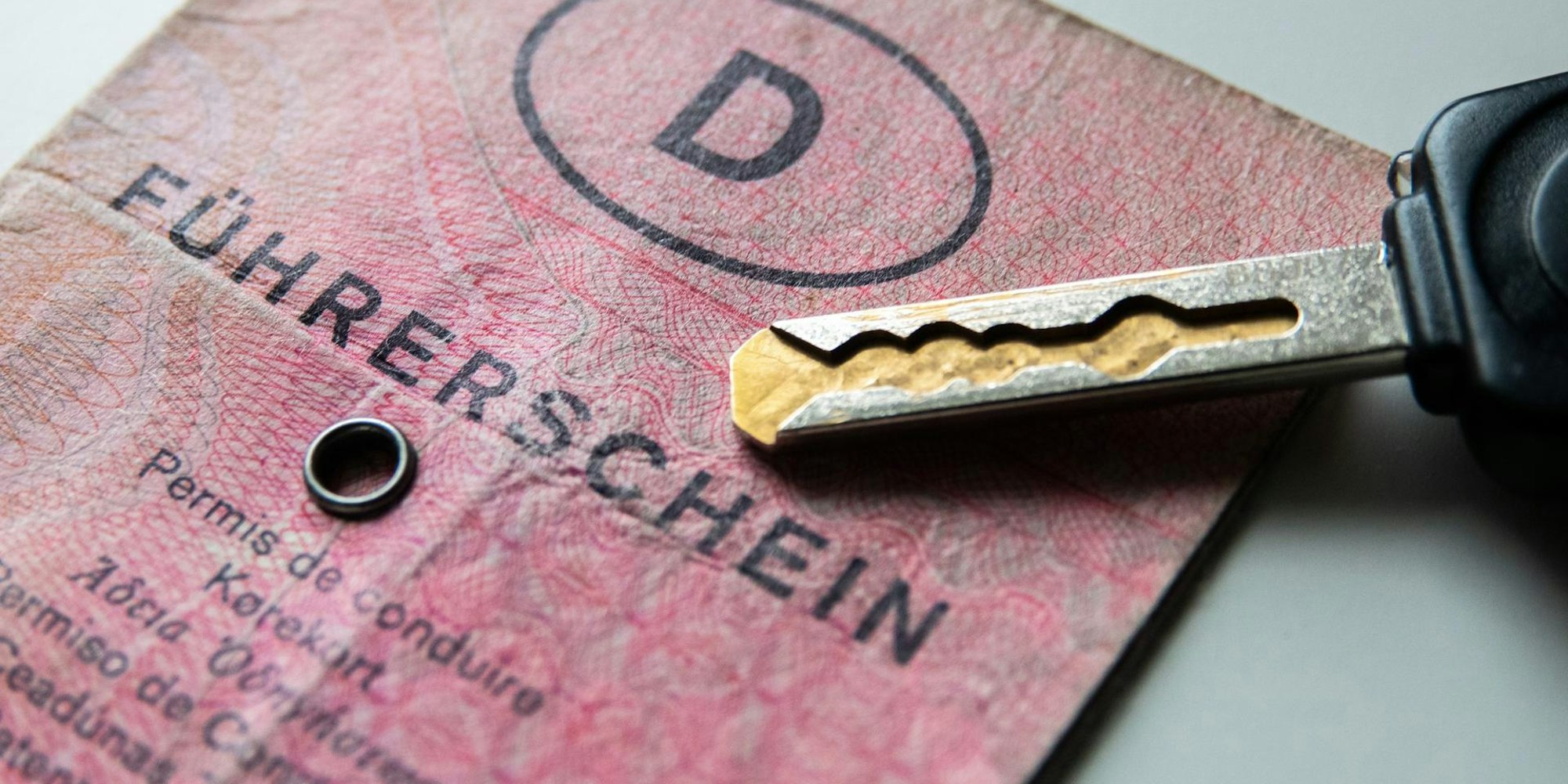 Alter Führerschein Symbol 140222