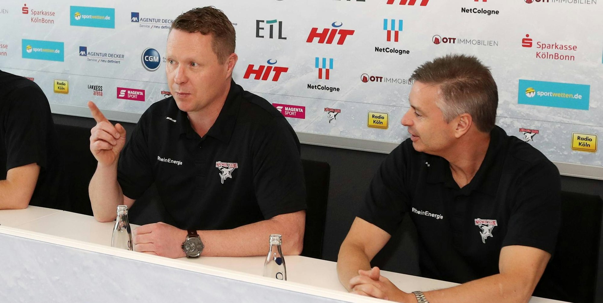 Trainer Mike Stewart (Haie), Mark Mahon