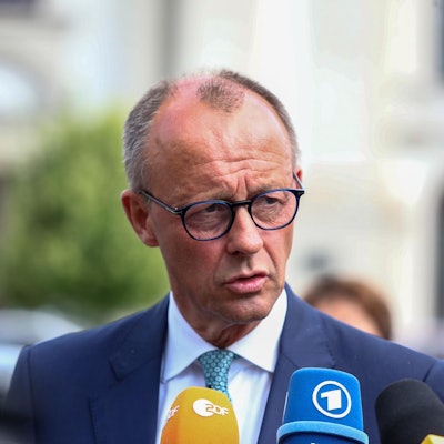 Merz Mikros dpa 020822