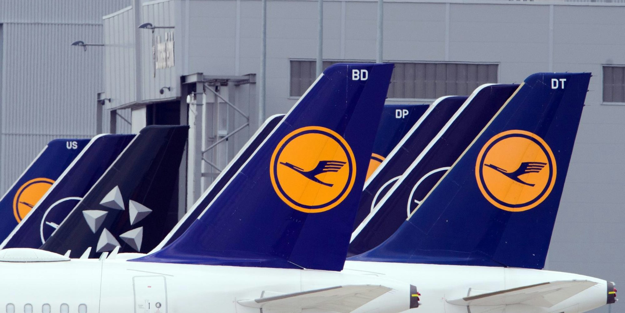 Lufthansa Symbol 110522