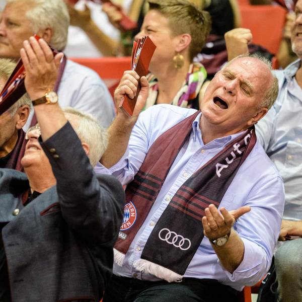 Hoeneß Özil Reaktion