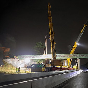 Fuszgaengerbruecke_Merl2