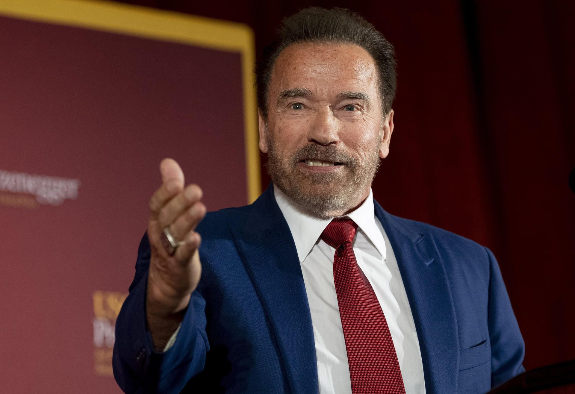 Arnold Schwarzenegger