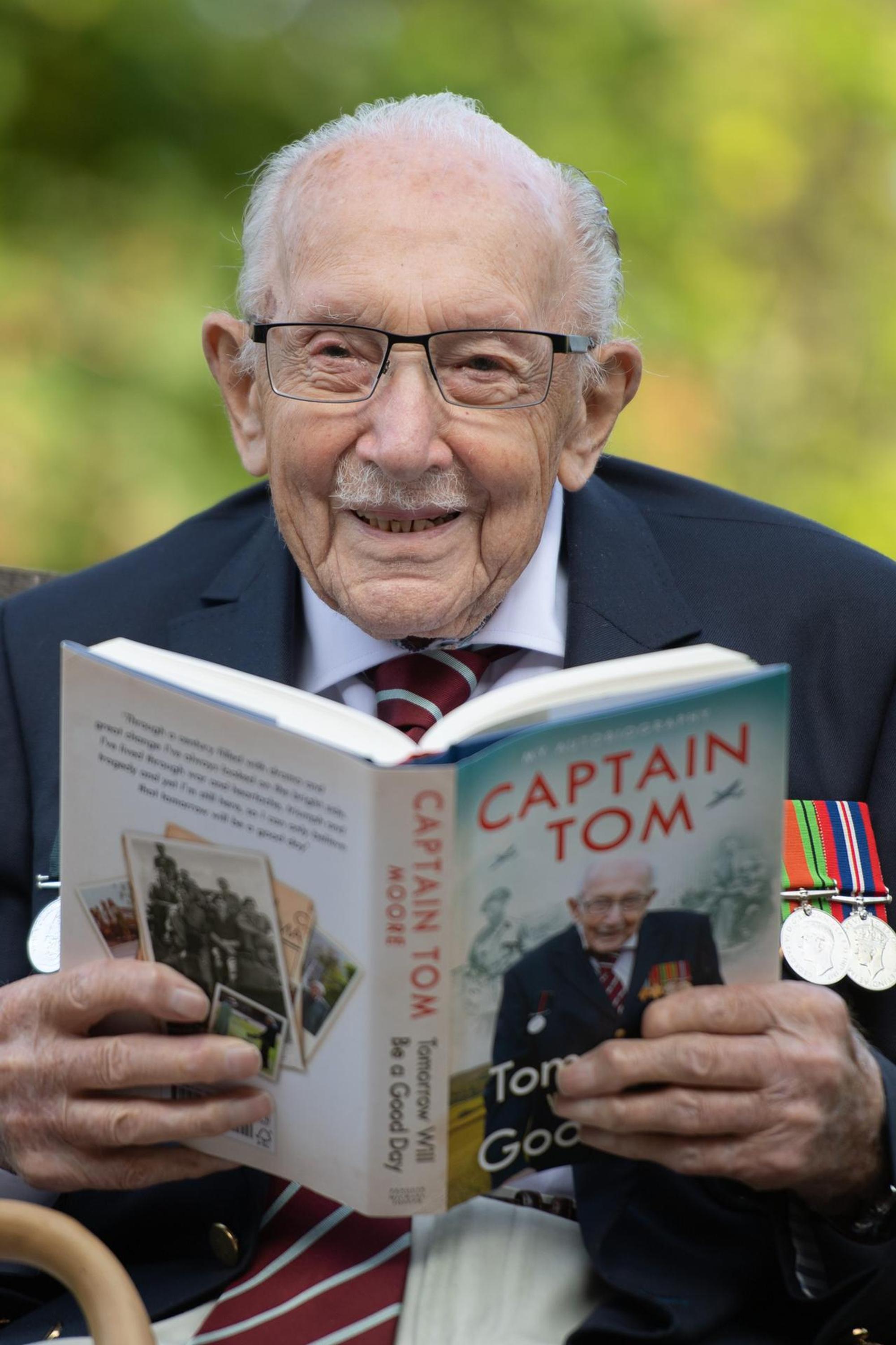 Captain Tom 270221