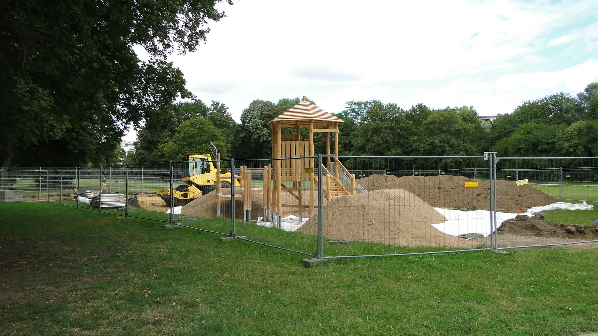 Artikel Interimspausenhof Kretzerstraße DRÖGE