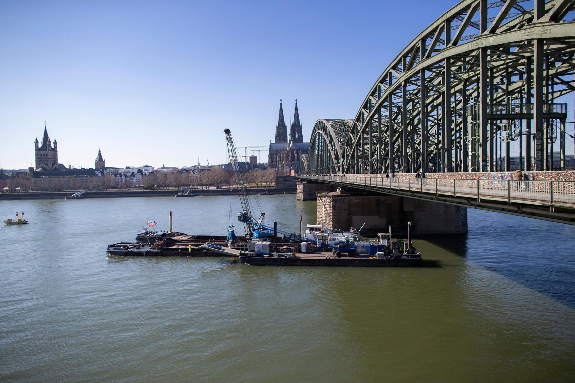 20220308_tb_Hohenzollernbruecke_Arbeiten_002