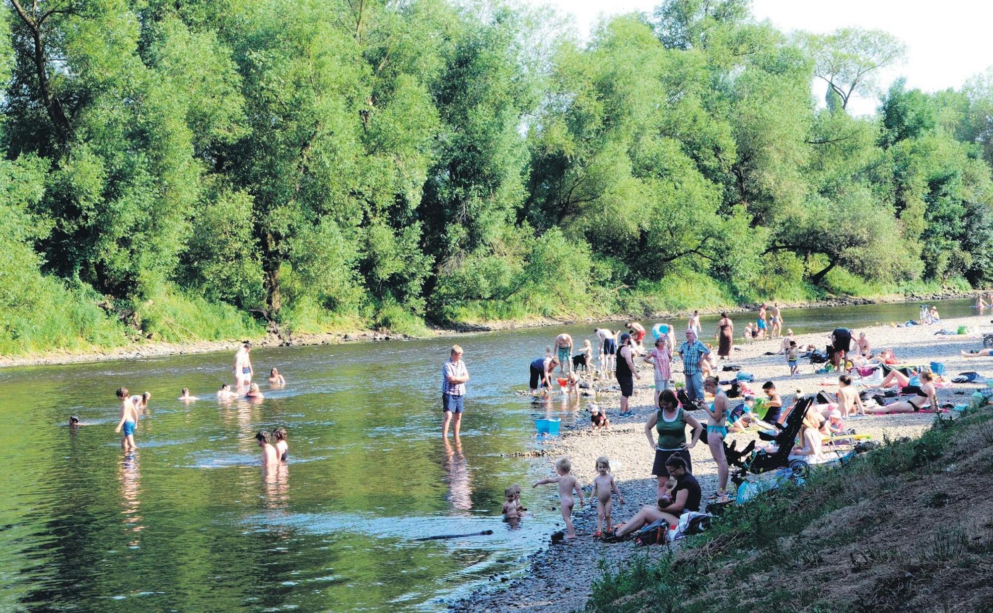 STRAND SERIE Siegfaehre Strand baden