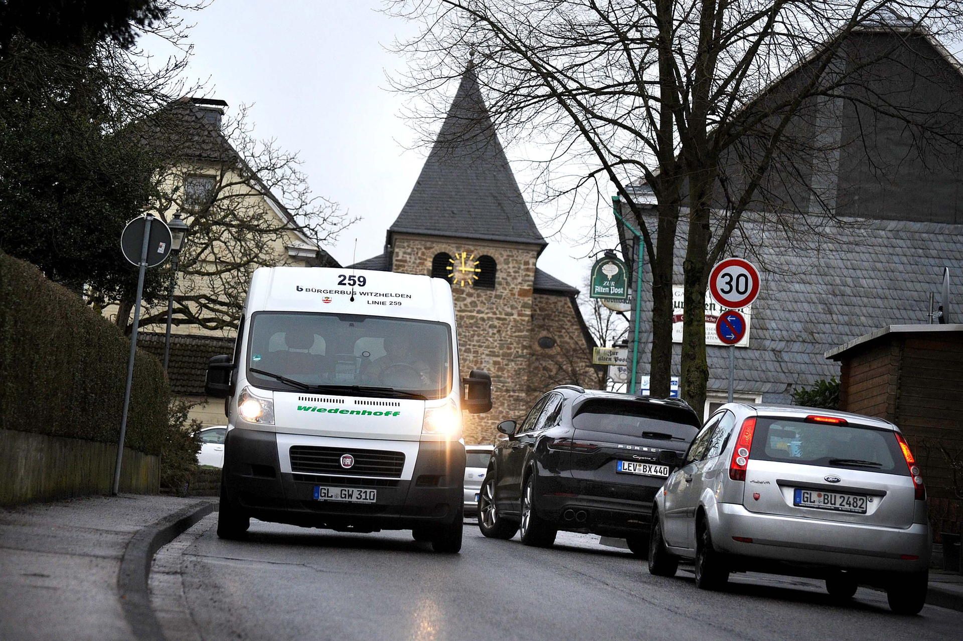 wu-buergerbus-witzhelden_(1)