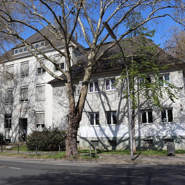 aef-hölderlin-april-3