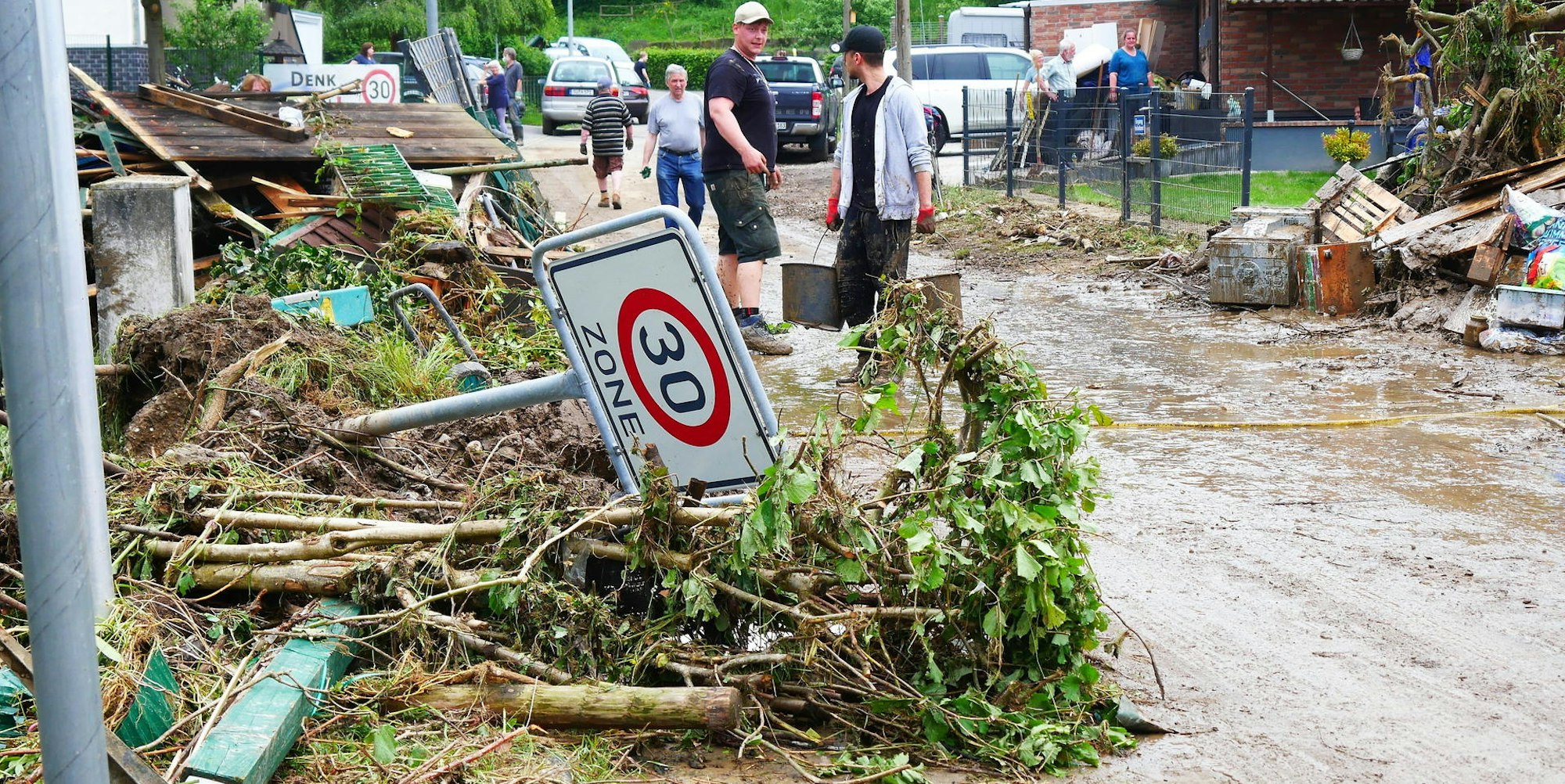 Lanzenbach_Schild_Unwetter