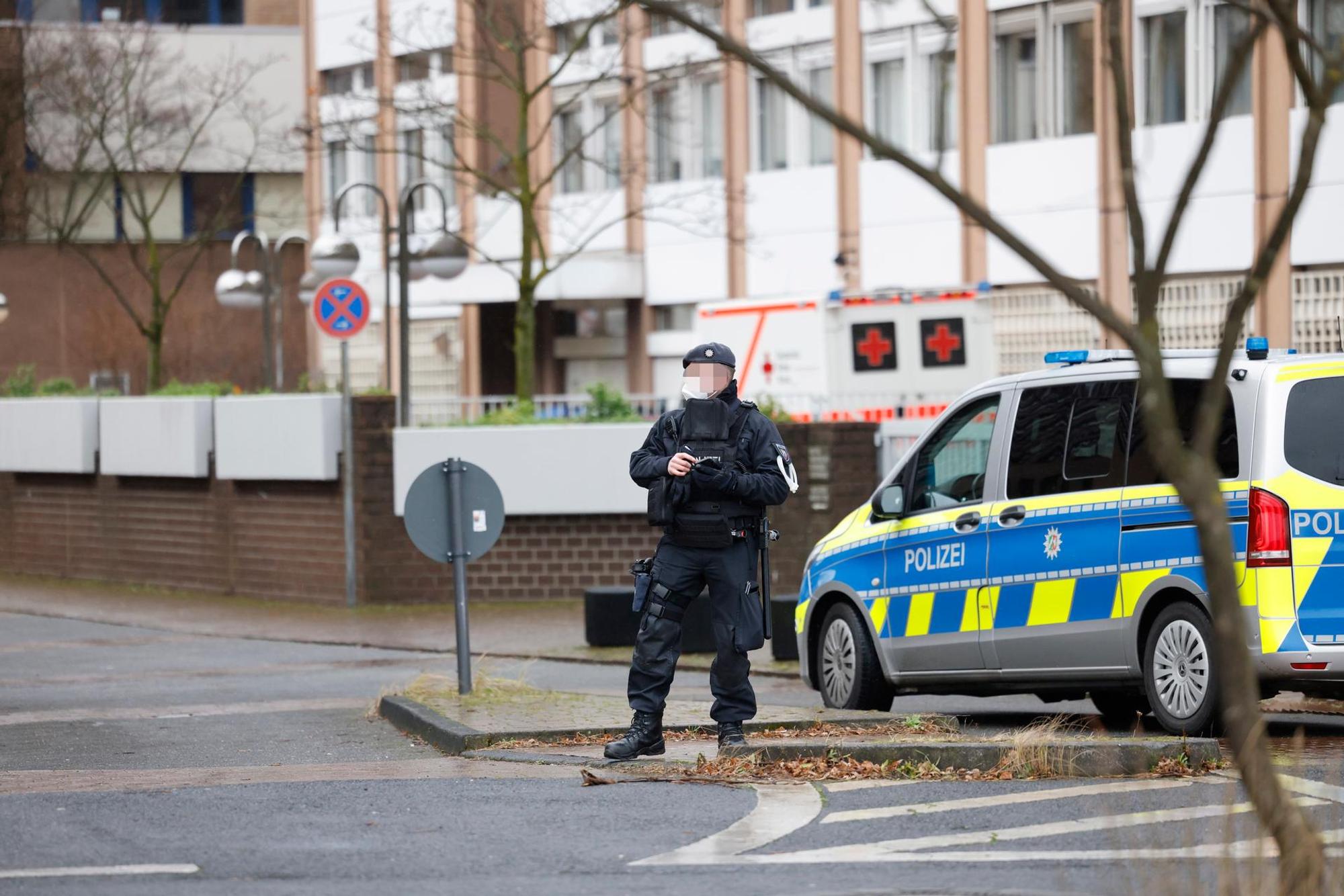 Drach Polizisten vor Gericht