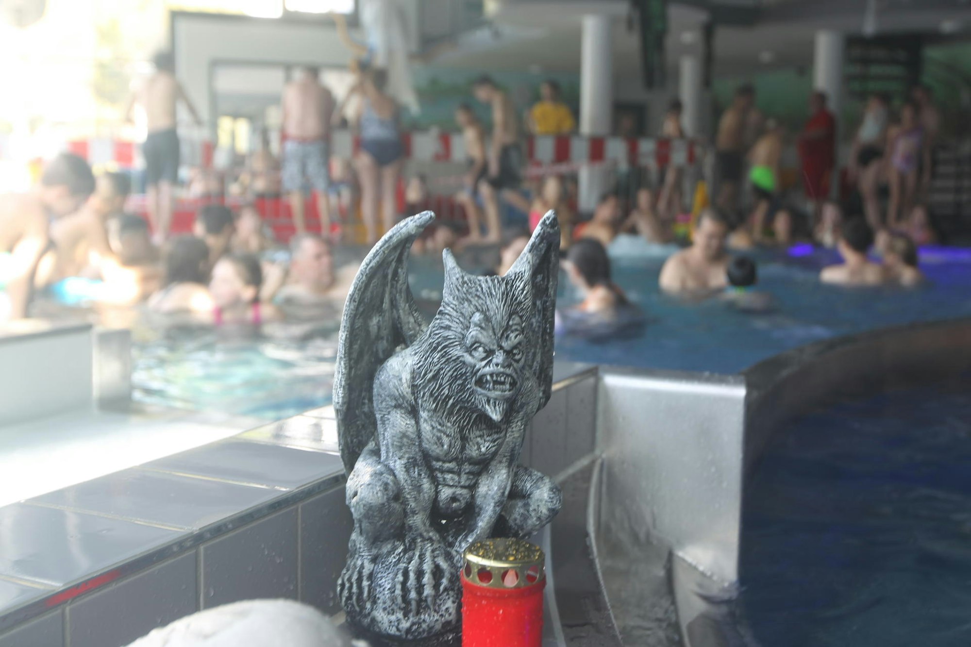 20221030-que-Grusel-Schwimmen_07