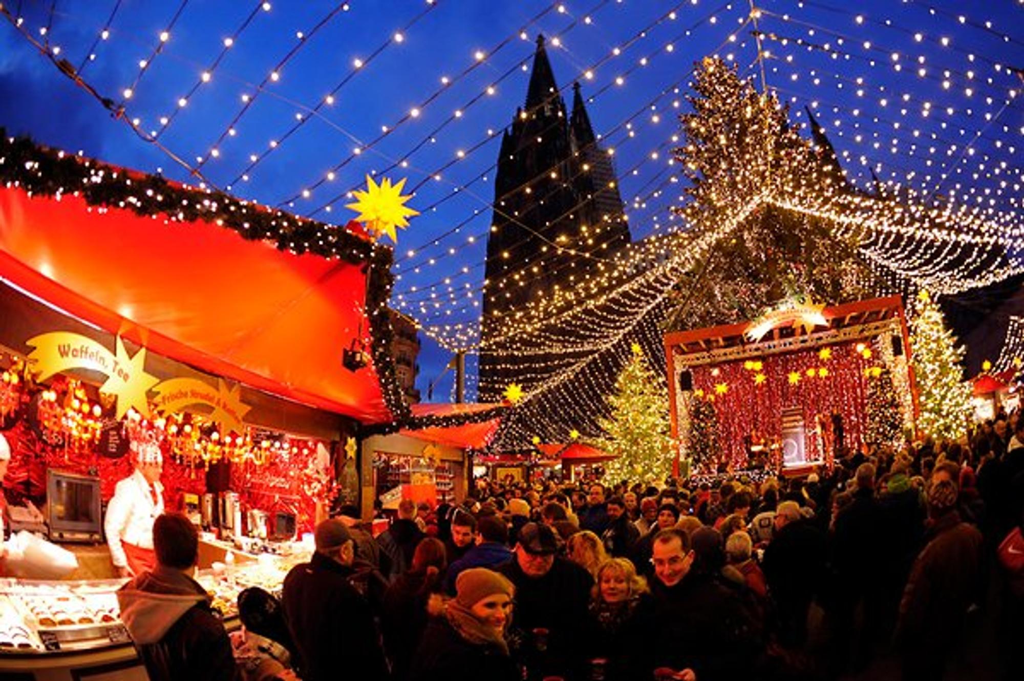 weihnachtsmarkt-koelner-dom