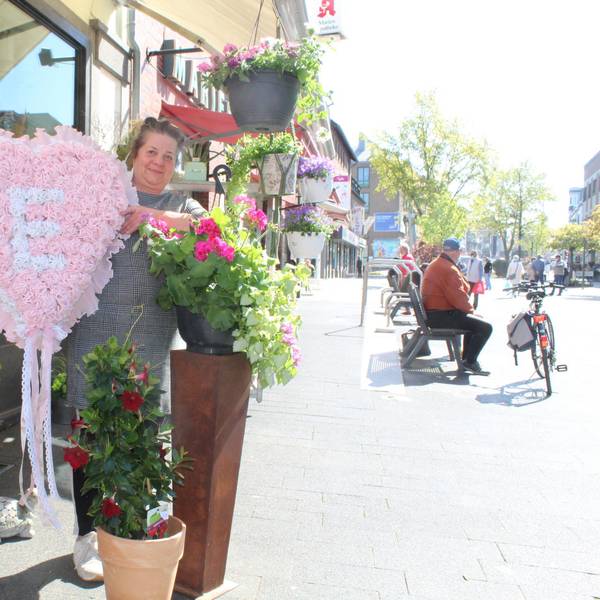 Bergheim_Ihr_Blumenladen_Erster_Mai_(2)