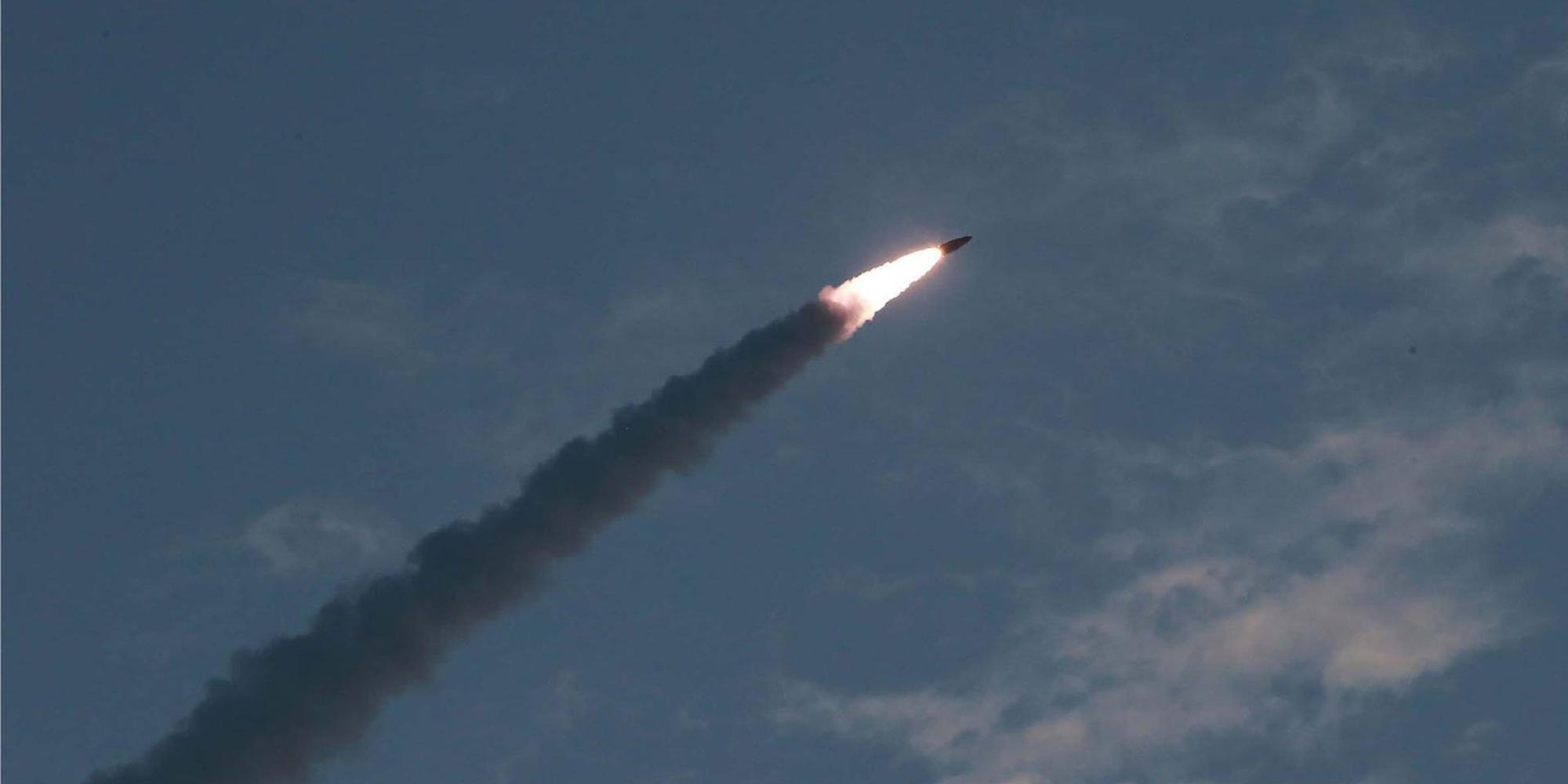 Nordkorea Rakete Symbolbild dpa 300719