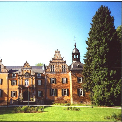 4_23_011_Schloss_Frens