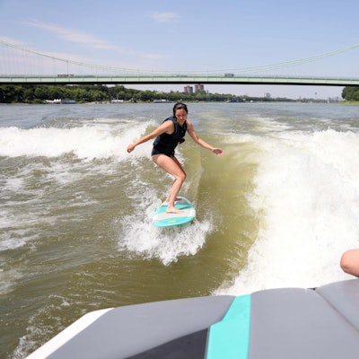 wellenreiten start up köln