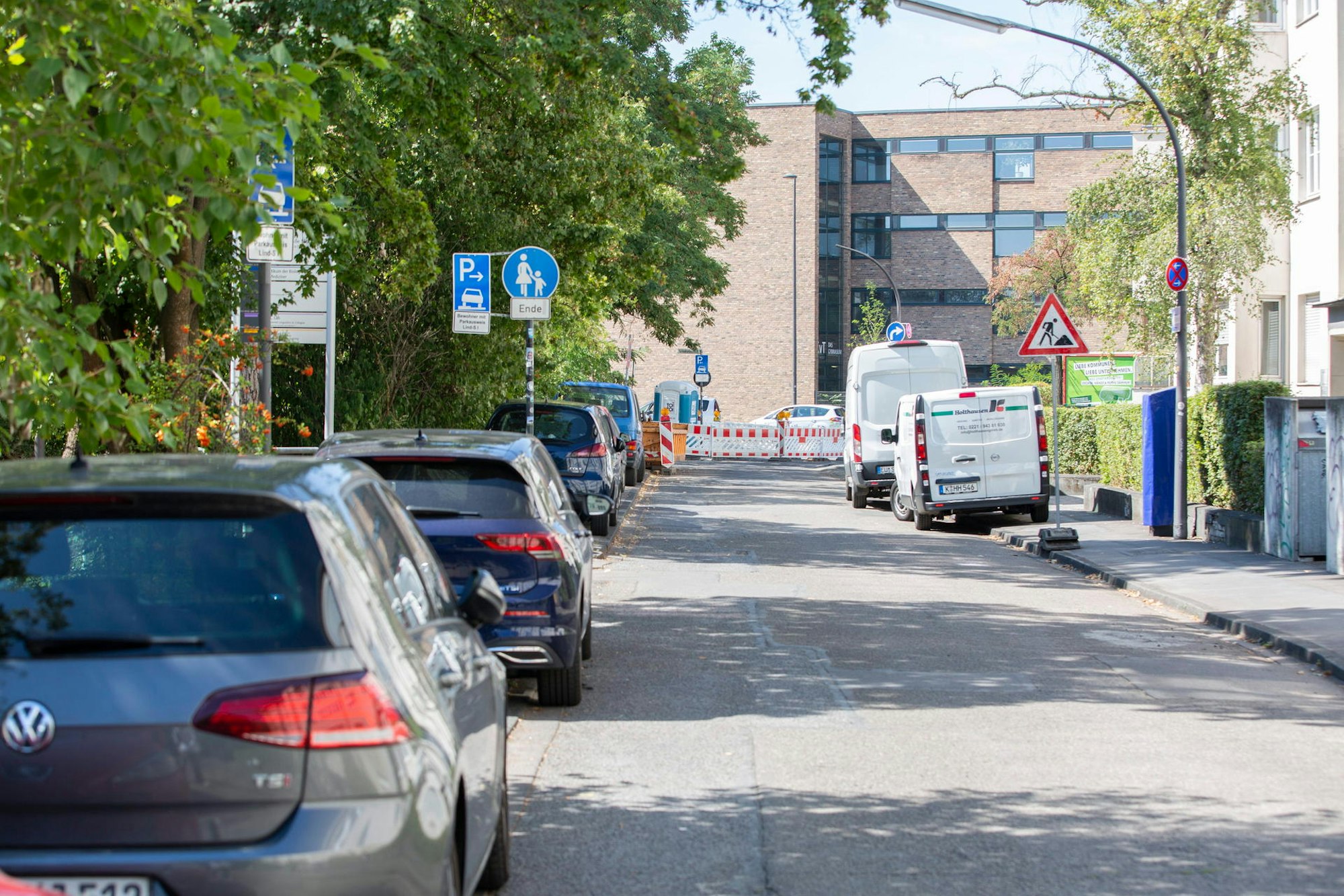 20220810_tb_WaldeyerStr_Parken_001