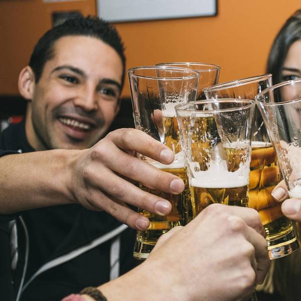 Bier anstoßen Party Suff imago