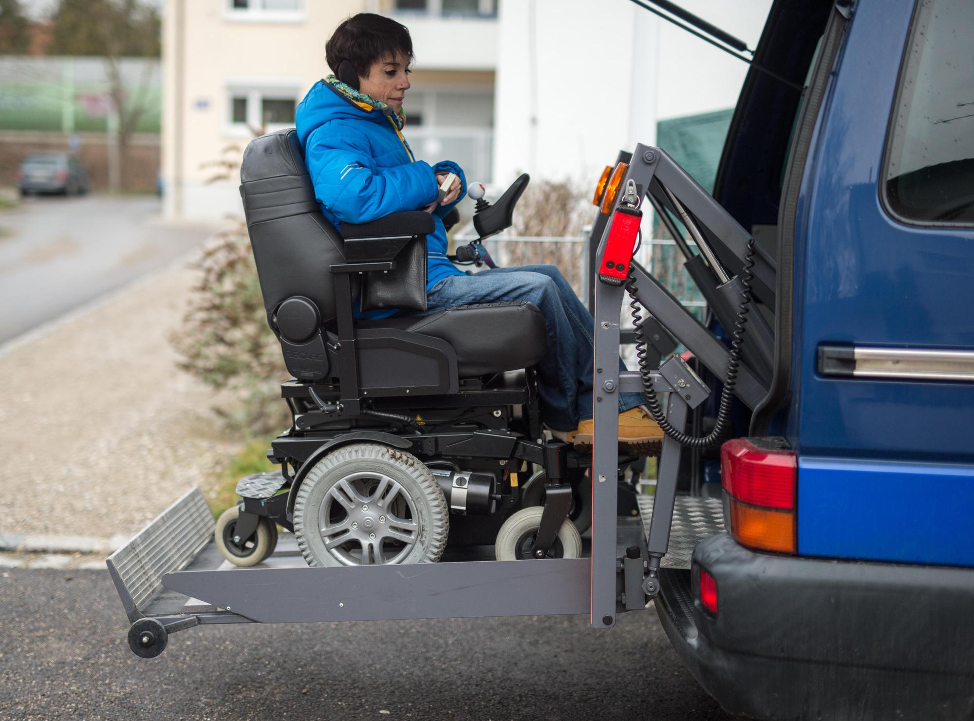 Seltene_Krankheiten_Auto_Rampe