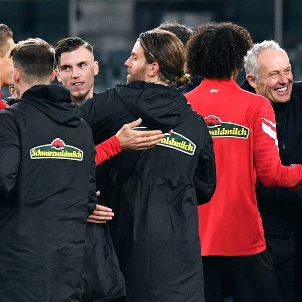 Streich lacht in Gladbach