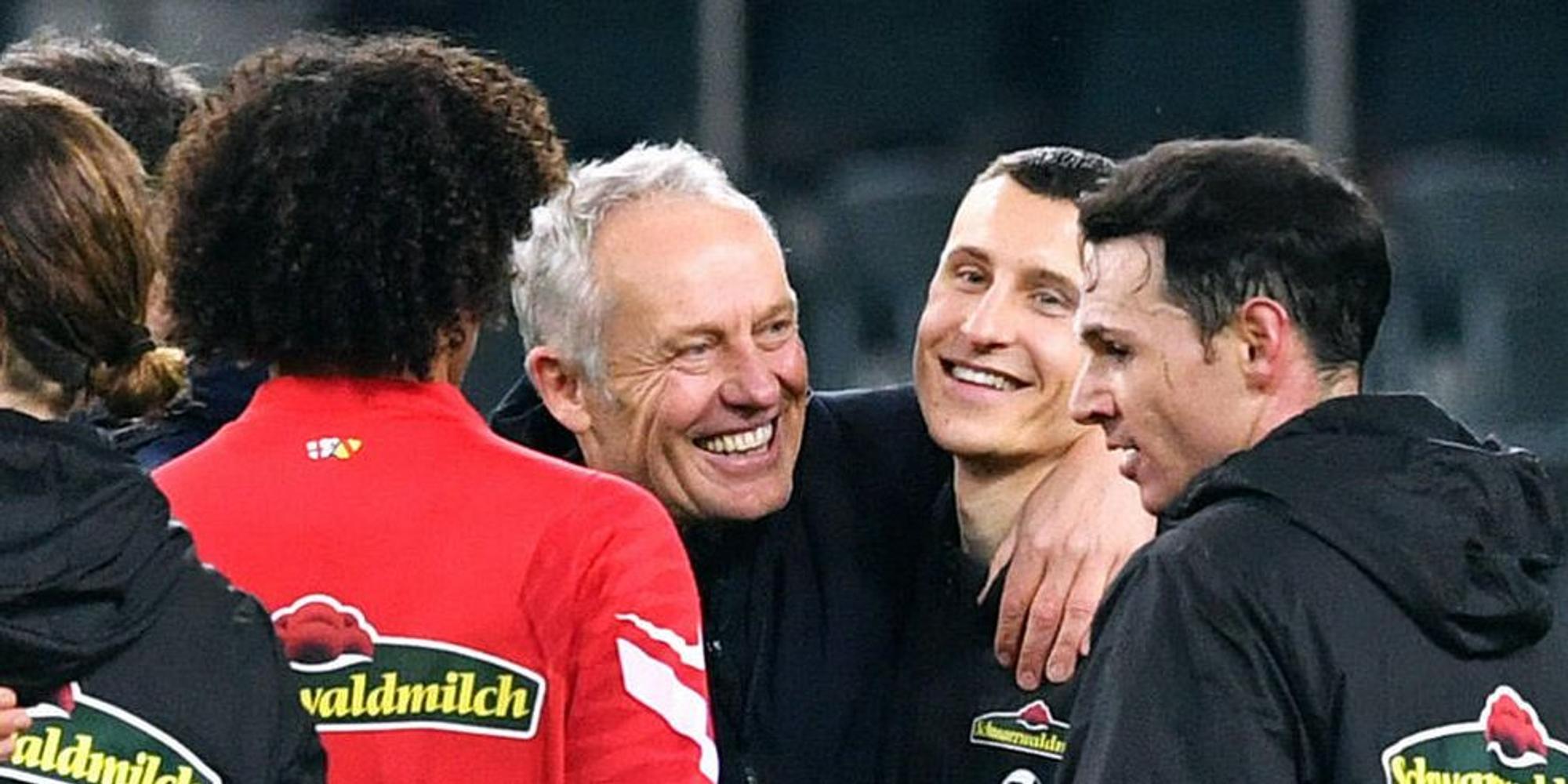 Streich lacht in Gladbach