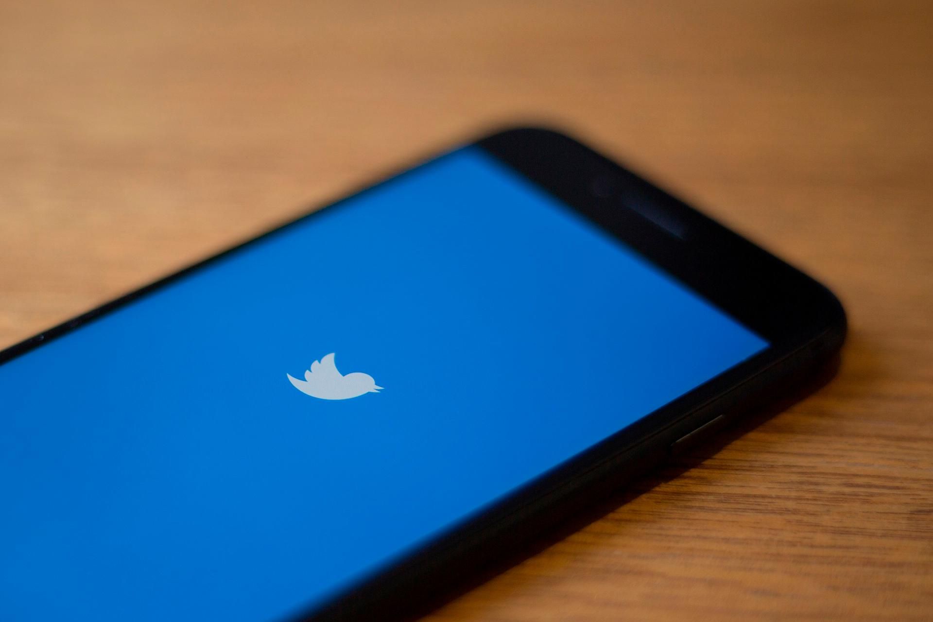 twitter ladebildschirm