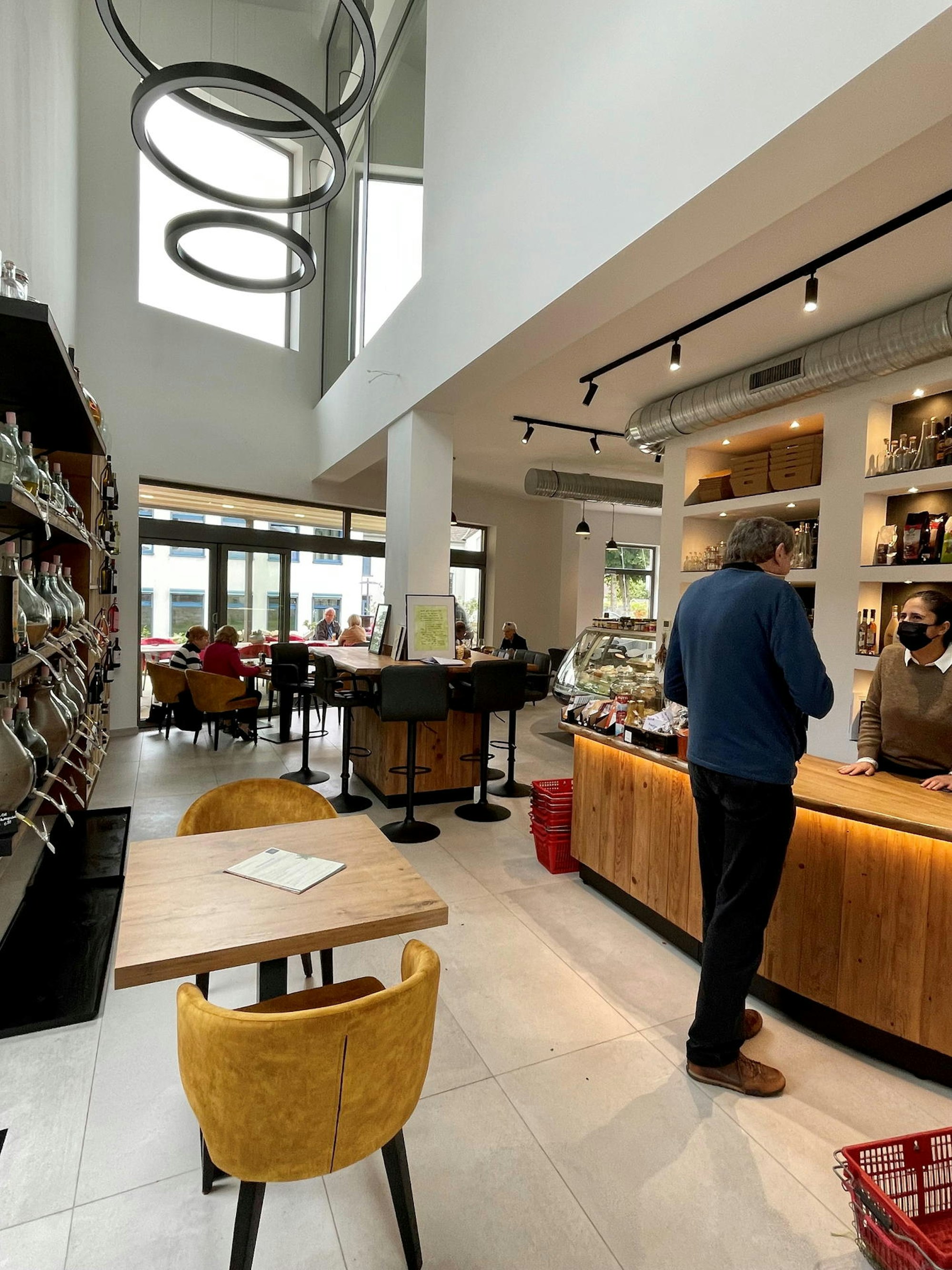 Feinkost-Zorlu-LAden