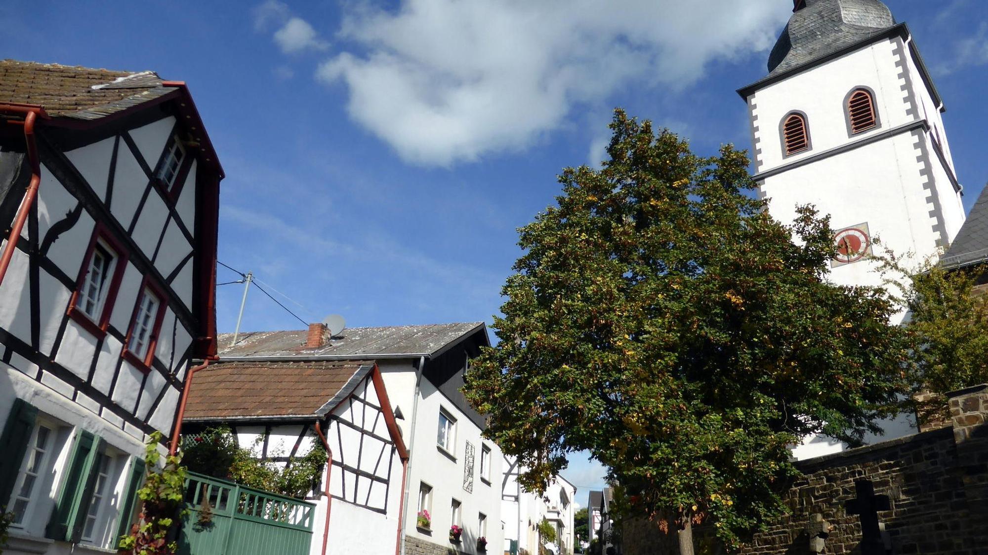 Wanderung Vinxtbachtal Königsfeld St. Nikolaus