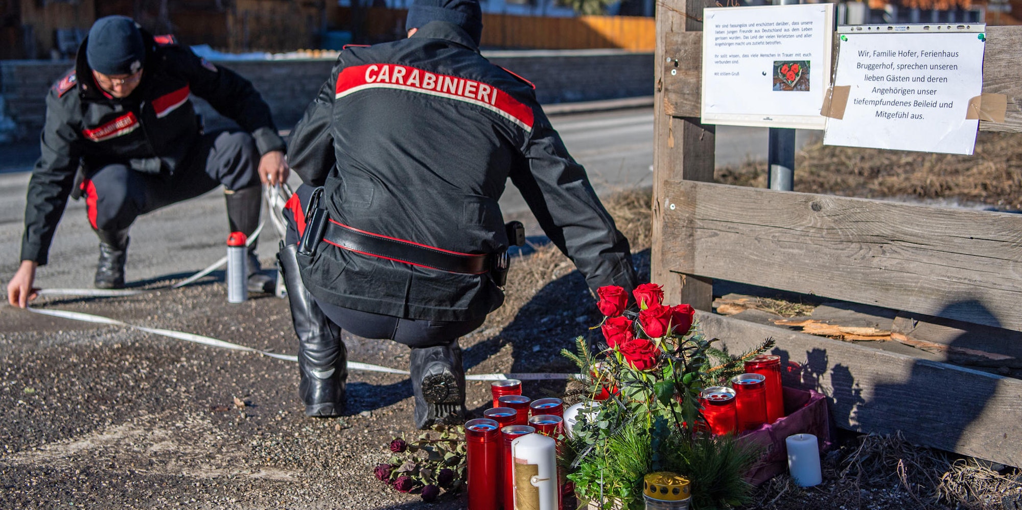 Carabinieri an der Unfallstelle