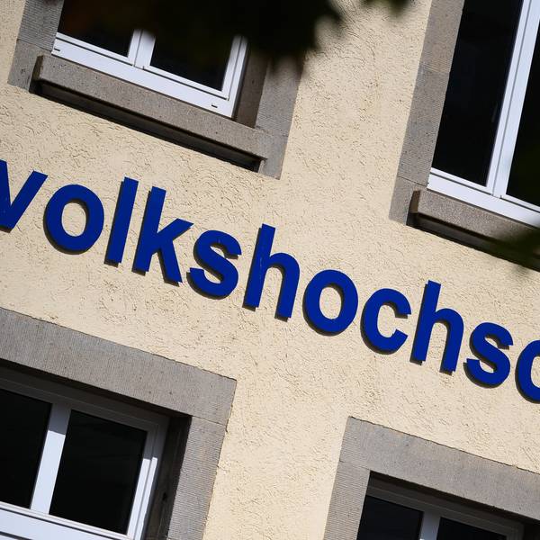 Volkshochschule symbol