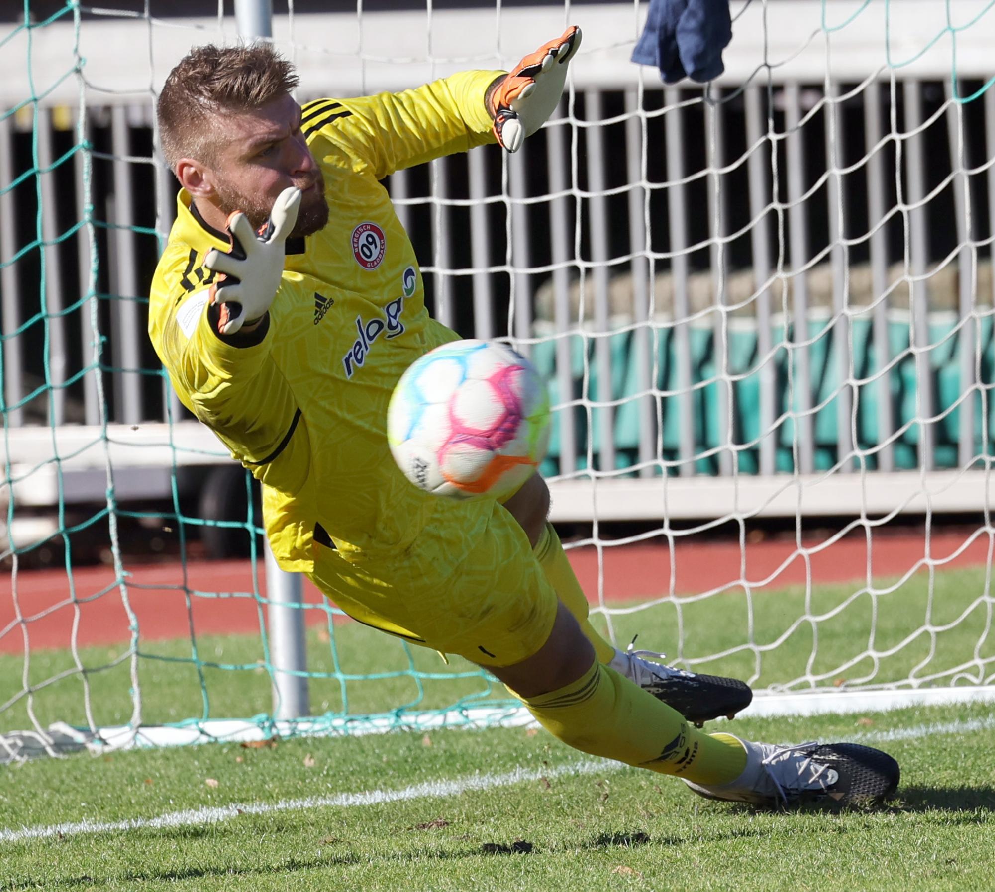 Gladbach Hennef Mittelrheinliga1