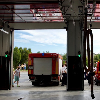 Feuerwehr_Geraetehaus_3