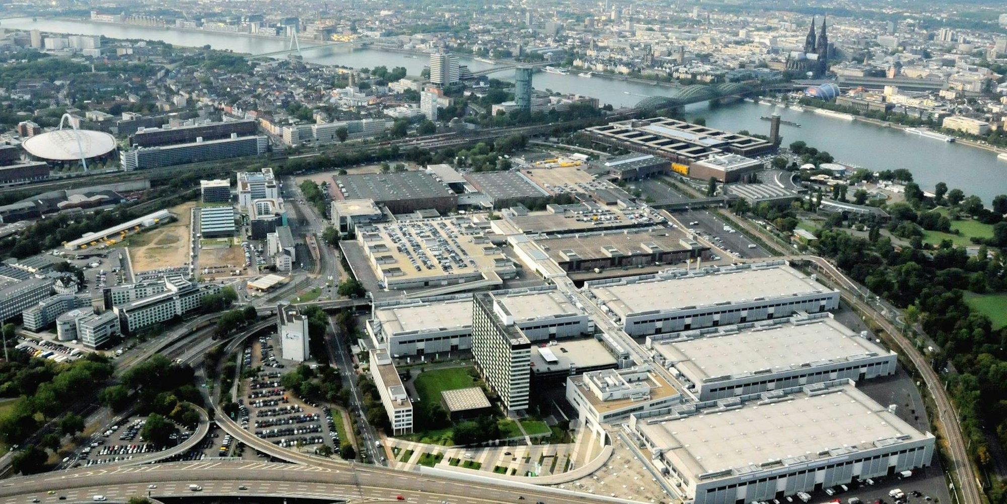 Messe Köln Luftaufnahme