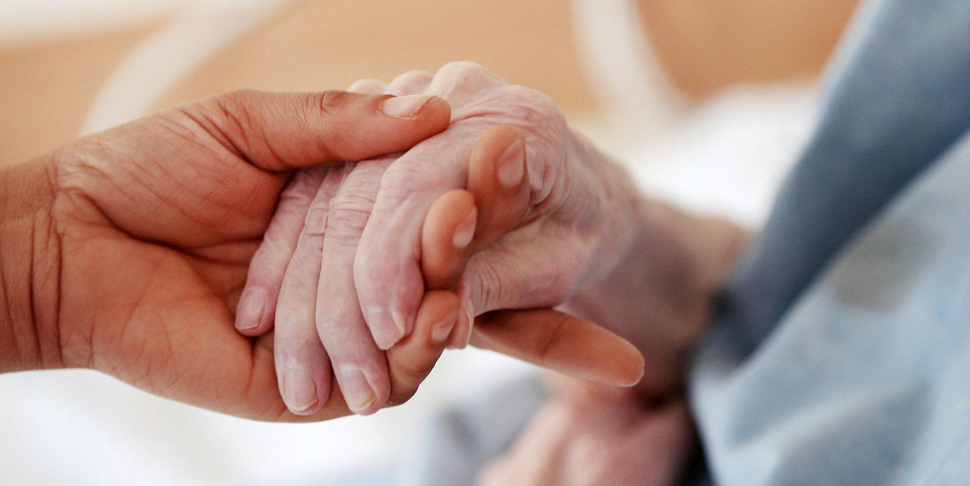 Corona_Gefahr_Angeho_64896229