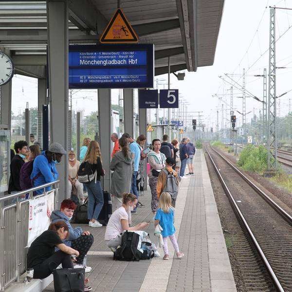 Bahnhof Troisdorf BRÖHL 220722