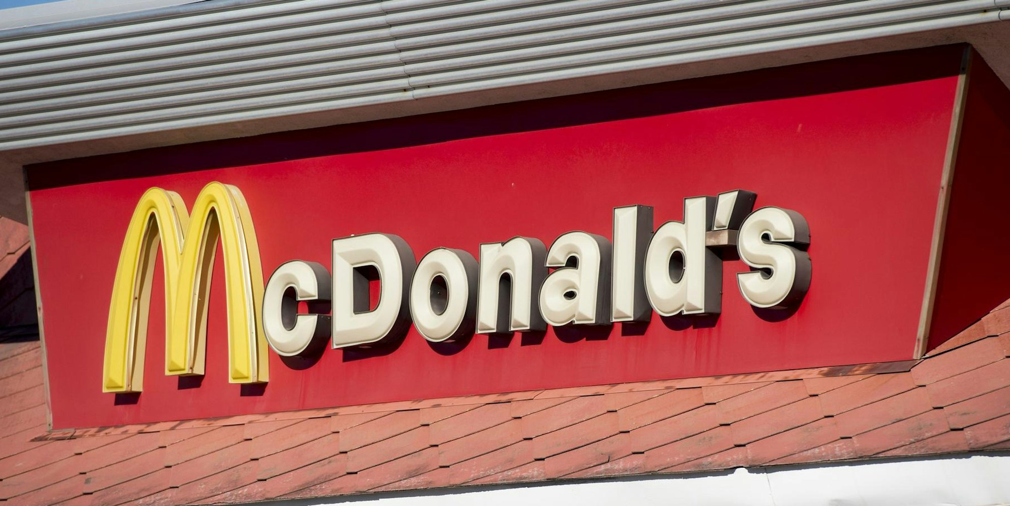 McDonald'S 230219