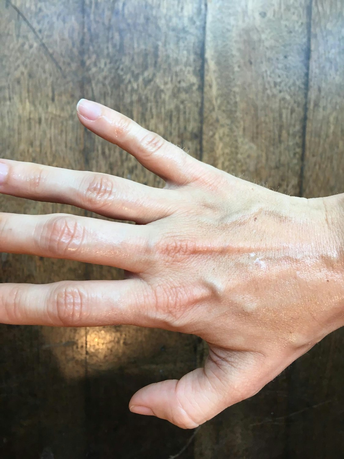 Erfrischungswasser Test Hand Schaum