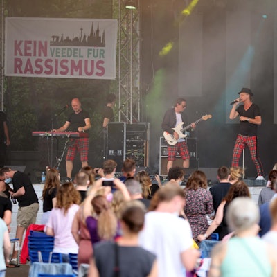 nab210603_Konzert_Tanzbrunnen_18