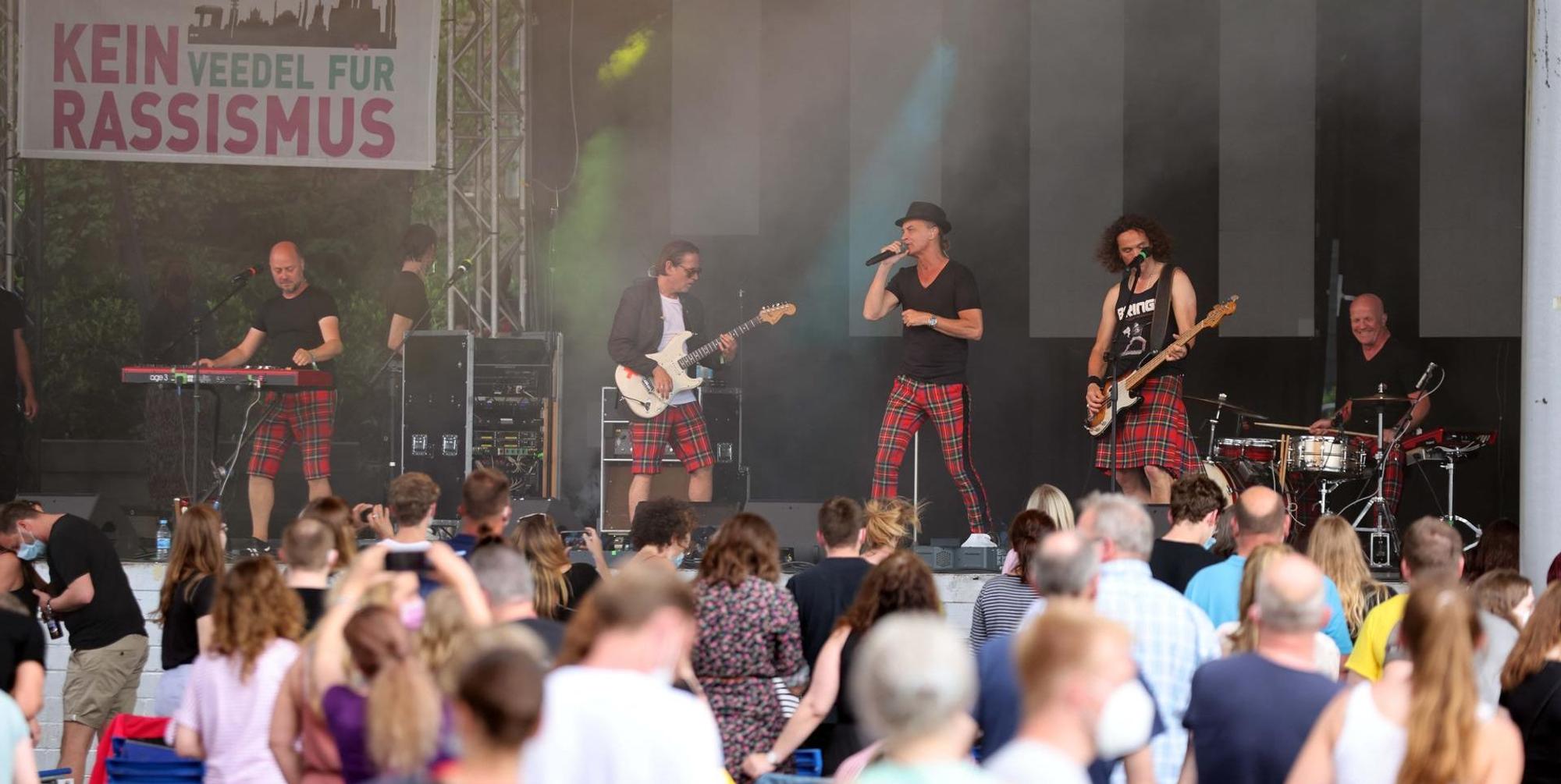 nab210603_Konzert_Tanzbrunnen_18