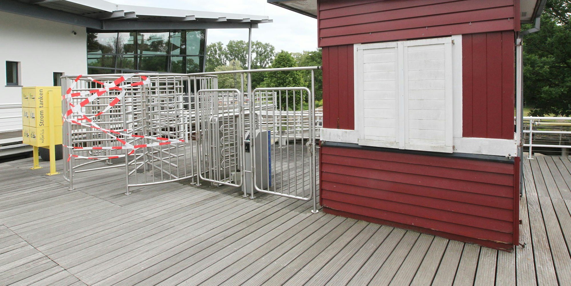 Freibad_Troisdorf_Geschlossen2