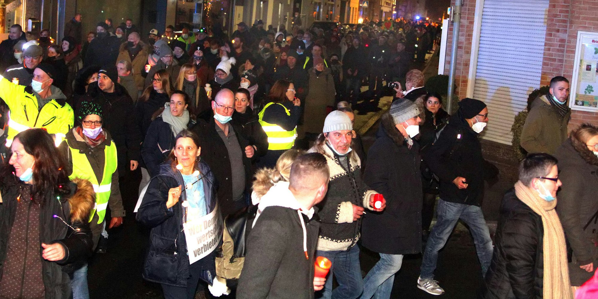 20220115-ker-coviddemo-04