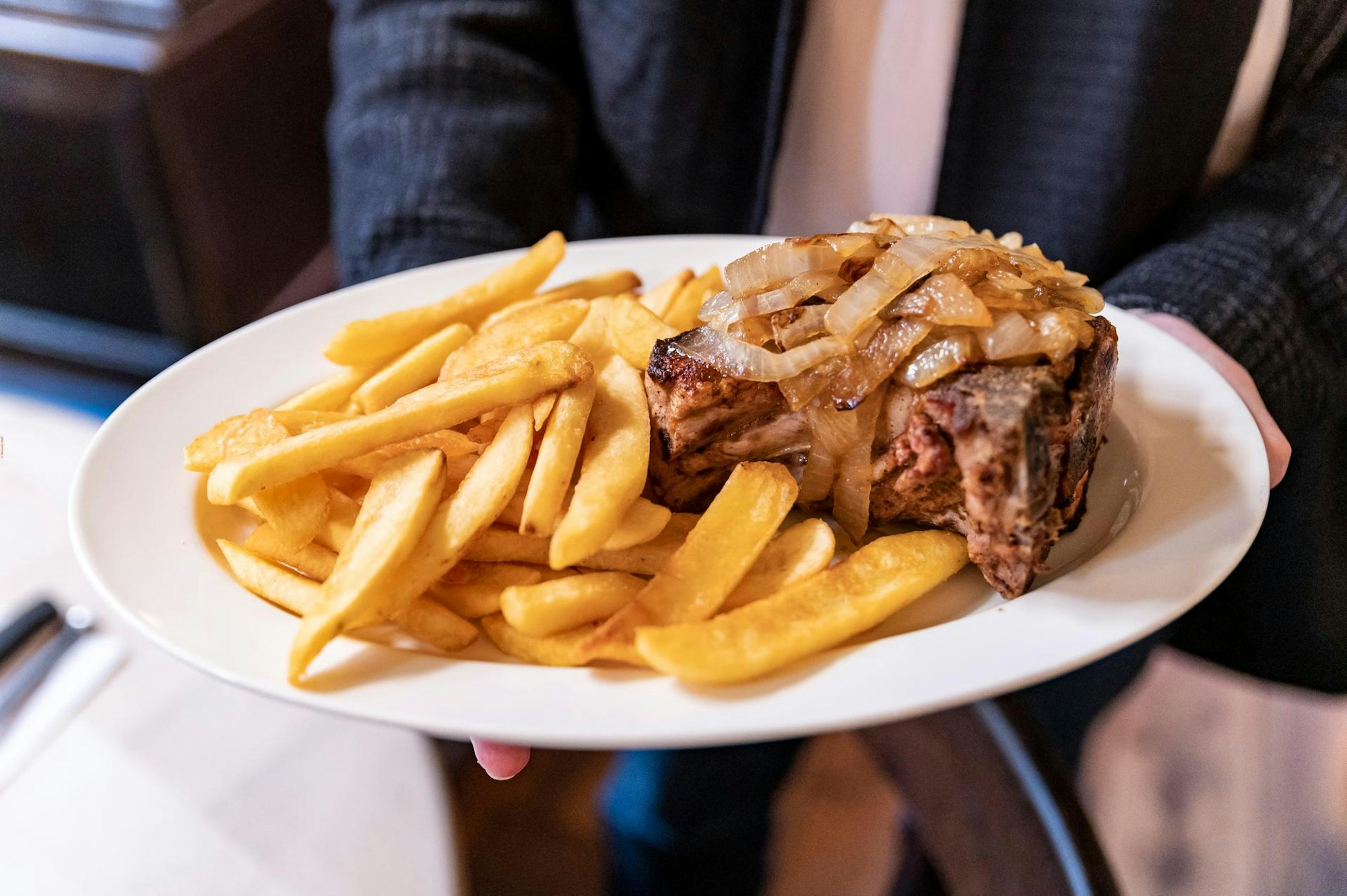 max stark kotelett mit fritten