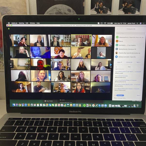 Zoom Meeting Symbolbild dpa