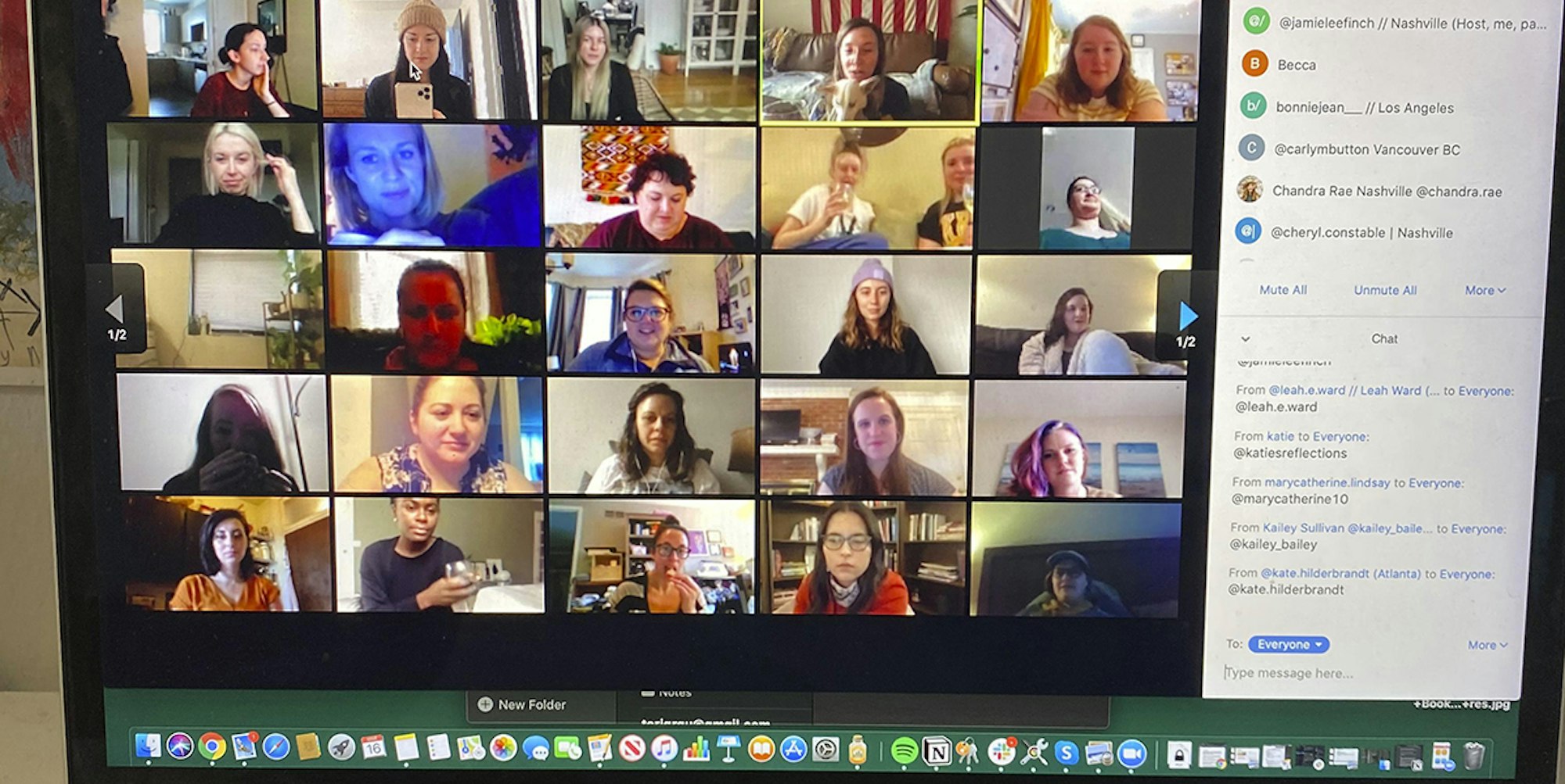 Zoom Meeting Symbolbild dpa