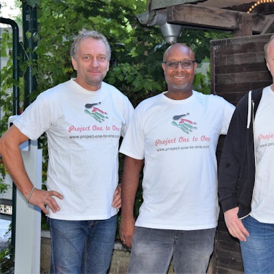 Verein „Project One to One"